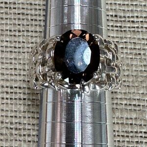 Smoky Quartz and sterling silver vintage ring. Like new , Size 8 1/4